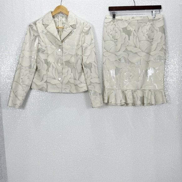 Anna Molinari Italy Floral Jacquard Blazer Skirt Suit Set Metallic Silver 10 - Picture 12 of 15